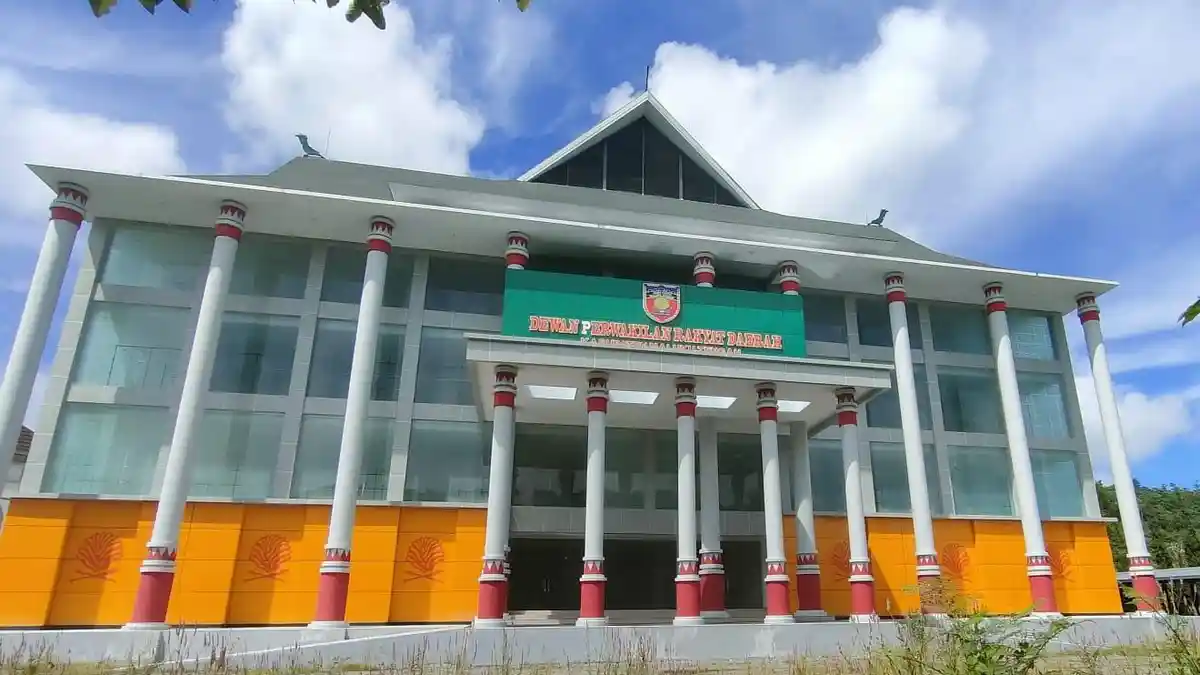 Soal KPN Tulehu, Komisi I DPRD Maluku Tengah Desak Bupati Harus Laksanakan Putusan PTUN